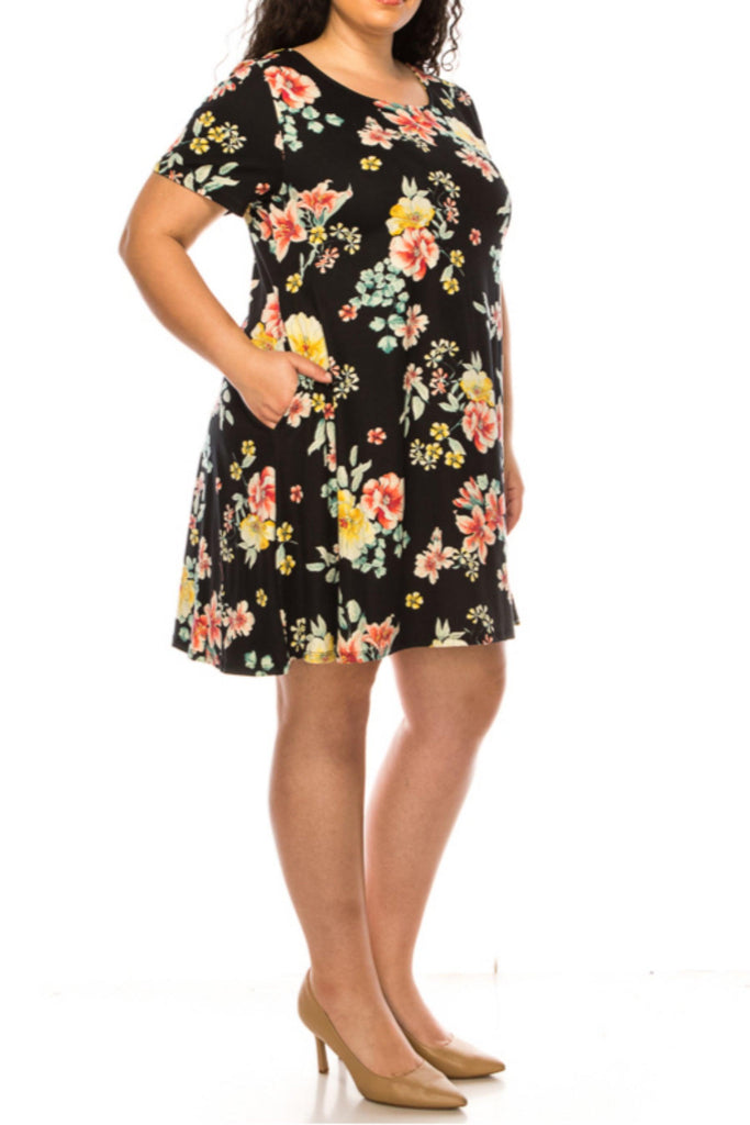 Women's Plus Size Floral Short Sleeve Dress with Round Neckline and Side Pockets FashionJOA