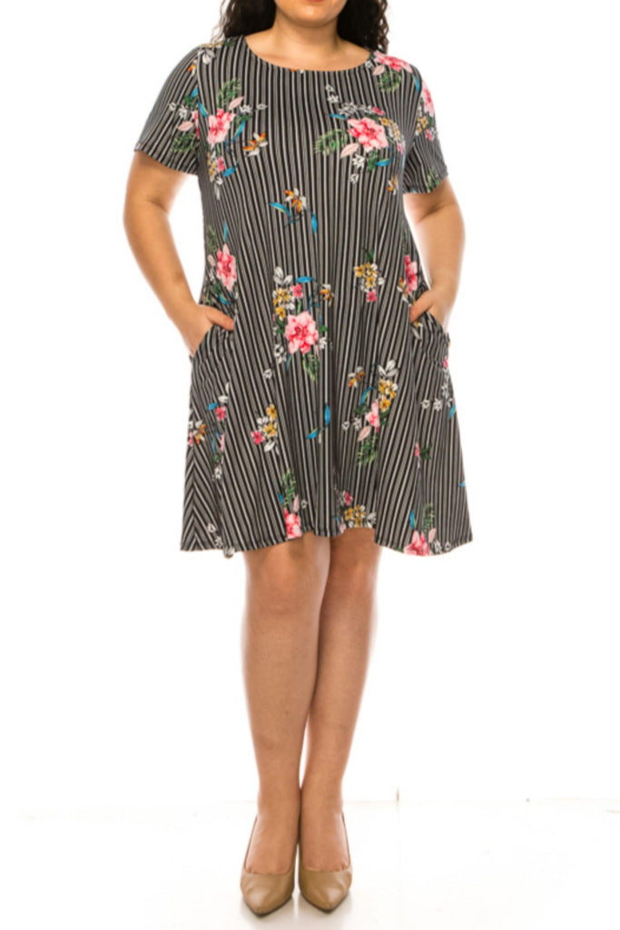 Women's Plus Size Floral Short Sleeve Dress with Round Neckline and Side Pockets FashionJOA