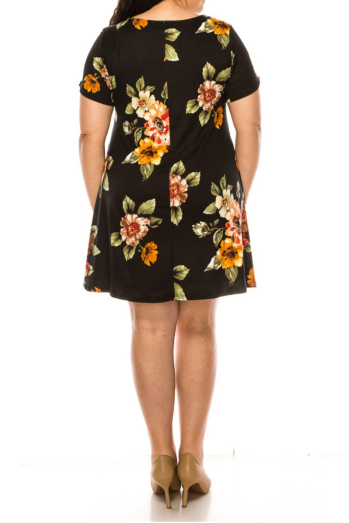 Women's Plus Size Floral Short Sleeve Dress with Round Neckline and Side Pockets FashionJOA